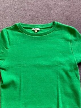 Green Crewneck Top - Brand Unspecified